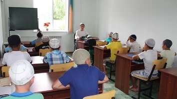 Kyrgyzstan convicts ISIL recruiter