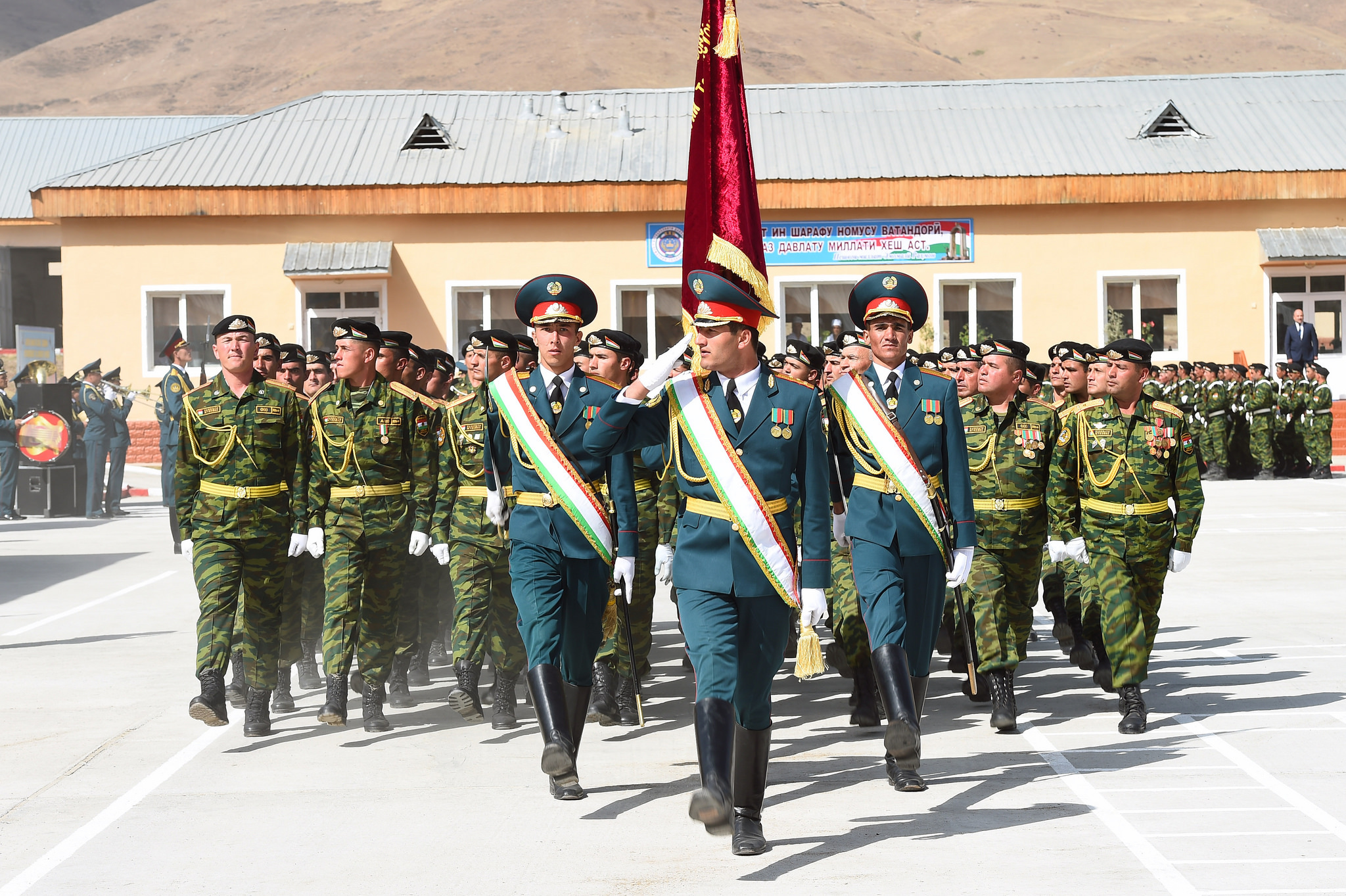 Военная база Министерства обороны. Дарваз, 28 сентября 2016 г. [Пресс-служба президента Таджикистана] 