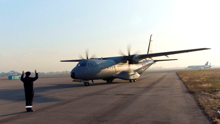 24-noyabr kuni C-295 yuk samolyoti Almatiga uchib keldi. (Qozog‘iston Mudofaa Vazirligi)