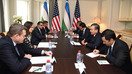 Ўзбекистон президенти Шавкат Мирзиёев (ўнгдан иккинчи) 19 сентябрь куни Нью-Йоркда Америка тадбиркор доиралари раҳбарлари билан эҳтимолий келишувларни муҳокама қилмоқда. (Ўзбекистон президентининг матбуот хизмати)