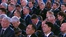 Putinning qovushmagan ikki soatlik nutqi davomida, tinglovchilar parishonxotir ko‘rindilar, ba’zilar esa hatto boshlarini chayqab o‘tirishdi. (Kreml)