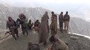 “Islomiy davlat”ning Afg‘onistondagi bo‘limi tomonidan chiqarilgan videoroliklarning ko‘pchiligi guruh a’zolarining tog‘li hududlarda yaxshi qurollanmagan, sovuqdan qaltiragan, boshpanaga muhtoj, oziq-ovqat va kerakli jihozlarning yetishmaslidan aziyat chekayotgan holatda ekanini ko‘rsatmoqda.