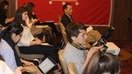 Марказий Осиё журналистлари 15 май куни Остонада ўтказилган ЕИ лойиҳаси тақдимотида иштирок этдилар. Лойиҳа доирасида журналистларга экстремизмга оид мавзуларни ёритиш бўйича сабоқ берилади. (Айдар Ашимов)