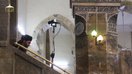 2014-yilning iyun oyida olingan videoda “Islom davlati” yetakchisi Abu Bakr al-Bag‘dodiy o‘z xalifaligini tuzishi haqida e’lon qilmoqda. U yashirincha hayot kechiradi va kamdan-kam hollarda ko‘rinish beradi. (File)