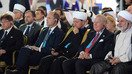 10-11 октябр кунлари бўлиб ўтган диний етакчилар анжумани қатнашчилари хавфсизлик муаммолари, дин ва глобаллашув, шунингдек, экстремизм ва терроризмга қарши кураш масалаларини муҳокама қилдилар. (Қозоғистон президенти матбуот хизмати)