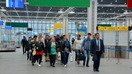 Россияда турли қийинчиликларга дуч келган 71 нафар Ўзбекистон фуқароси 12 октябрь куни Тошкентга қайтиб келди. (Ўзбекистон бандлик ва меҳнат муносабатлари вазирлиги)