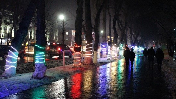 Even remote parts of Astana are festooned with lights December 25. [Aydar Ashimov]