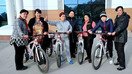 Ўтган йилнинг декабр ойида Ўзбекистон хотин-қизлар қўмитаси томонидан ташкил этилган веломусобақа иштирокчилари. (Ўзбекистон хотин-қизлар қўмитаси)