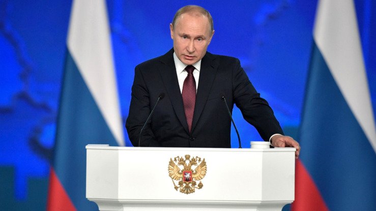 Rossiya prezidenti Vladimir Putin 20-fevral kuni Federal yigʻinga murojaati vaqtida. (Kreml)