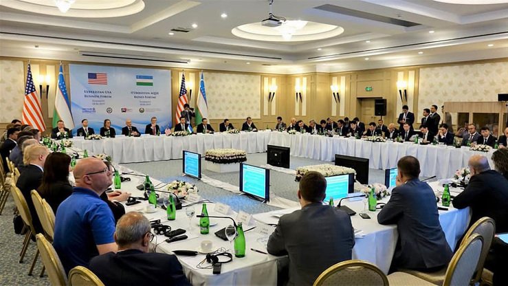 АҚШ савдо миссияси вакиллари 18 июнь куни Тошкентда Ўзбекистон делегацияси билан учрашди. (АҚШнинг Ўзбекистондаги элчихонаси)