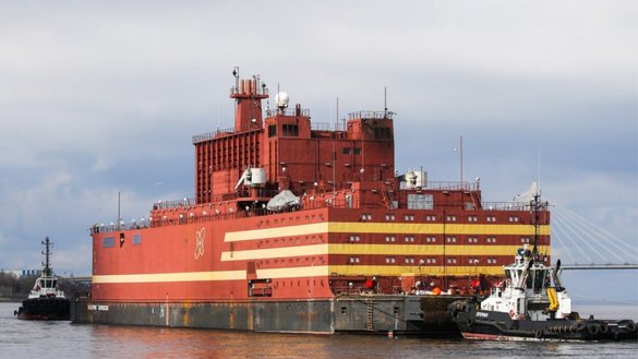 Огоҳлантиришларга қарамай, Россия Арктикада сузувчи ядровий реакторни ишга туширмоқда