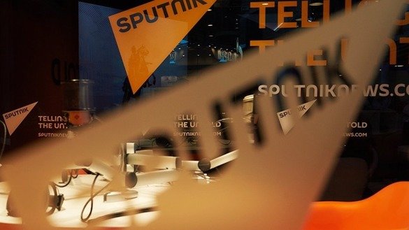 Россиянинг асосий онлайн медиа-ташкилоти бўлмиш «Спутник» сохта хабарлар ва миш-миш тарқатганлиги учун доим танқидга учраб келади. (Спутник)