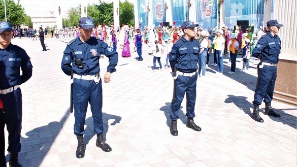 Police officers provide security May 1 in Taraz. [Aydar Ashimov]