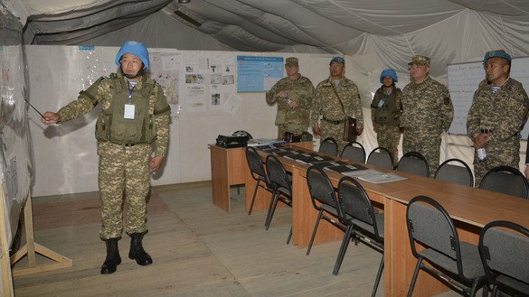Military personnel take part in the Steppe Eagle 19 tactical peacekeeping exercises. [Kazakh Ministry of Defence]