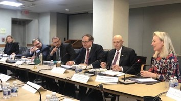 Turkmaniston va AQSH rasmiylari qator masalalarda hamkorlikni kengaytirishni muhokama qildilar