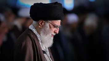 Эрон иқтисодиётидаги инқироз раҳбарлар эътиборидан четда қолаётгани норозиликка сабаб бўлмоқда