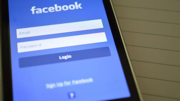 5 май куни Facebook Россия ва Эронга алоқадор юзлаб тролль аккаунтларни ўчиргани ҳақида хабар берган. (Pexels.com)