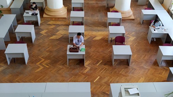 The reading room at the K. Bayalinov Republican Library in Bishkek can be seen in this photo taken June 1. Kyrgyzstan's cultural institutions, such as sanatoria, resorts, museums and libraries, reopened on June 1. [Maksat Osmonaliyev]