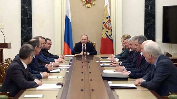 Vladimir Putin's meeting table - Wikipedia