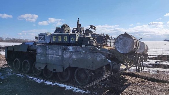Брошенный российский военный автомобиль. Киевская область, 1 марта. [Генштаб ВС Украины]